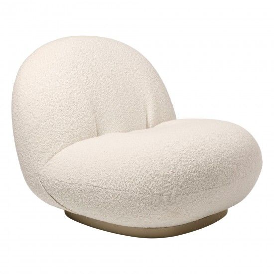 fauteuil en laine bouclée blanche